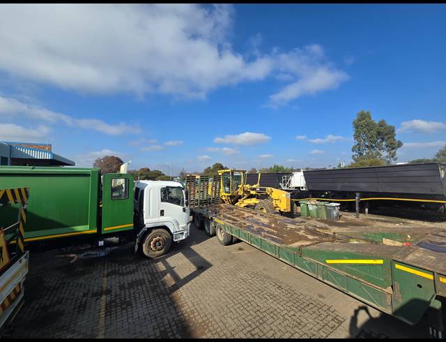 1,900M² FACTORY TO LET IN MOREHILL